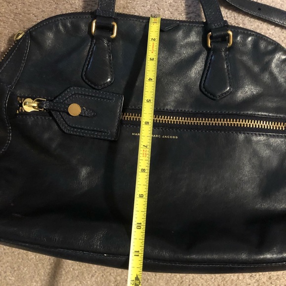 Marc by Marc Jacobs Navy leather used and authentic bag - Picture 9 of 10